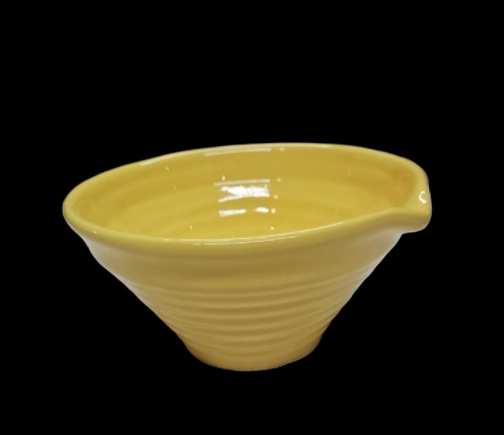 Vintage Ring Batter Bowl With Spout Unbranded